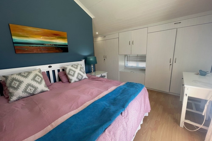 2 Bedroom Property for Sale in Keurboomstrand Western Cape